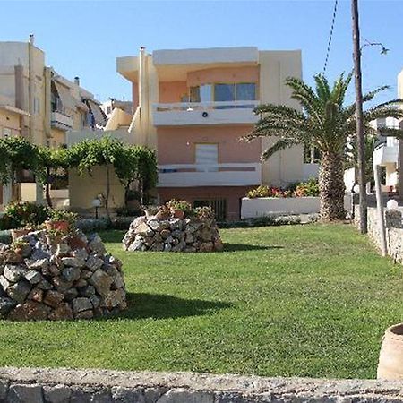 Danaos Beach Apartments Sfáka Exteriör bild